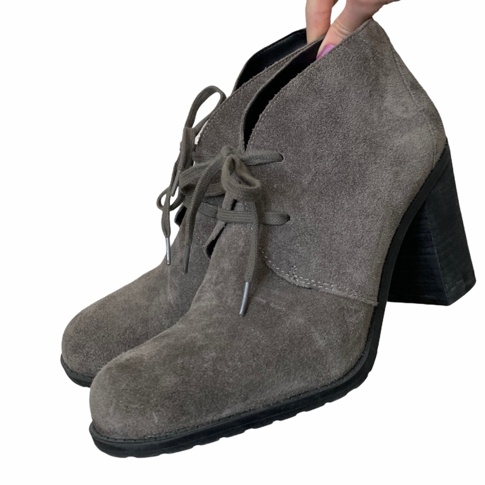 FRANCO SARTO Nashville Gray Lace Up Ankle Booties